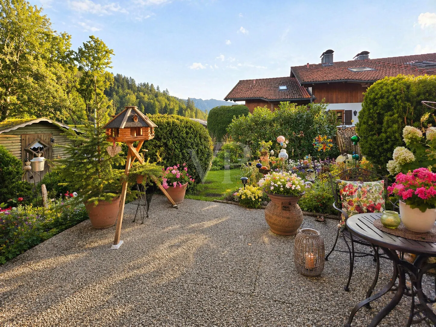 Terrasse mit Bergblick