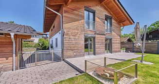 von_poll_real_estate_property_25195026_image_0