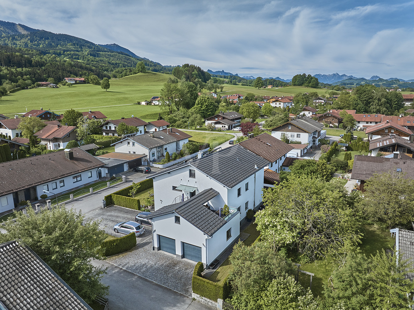 Nahe Erholungslandschaft mit Bergblick