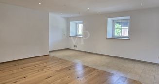 von_poll_real_estate_property_25195022_image_0