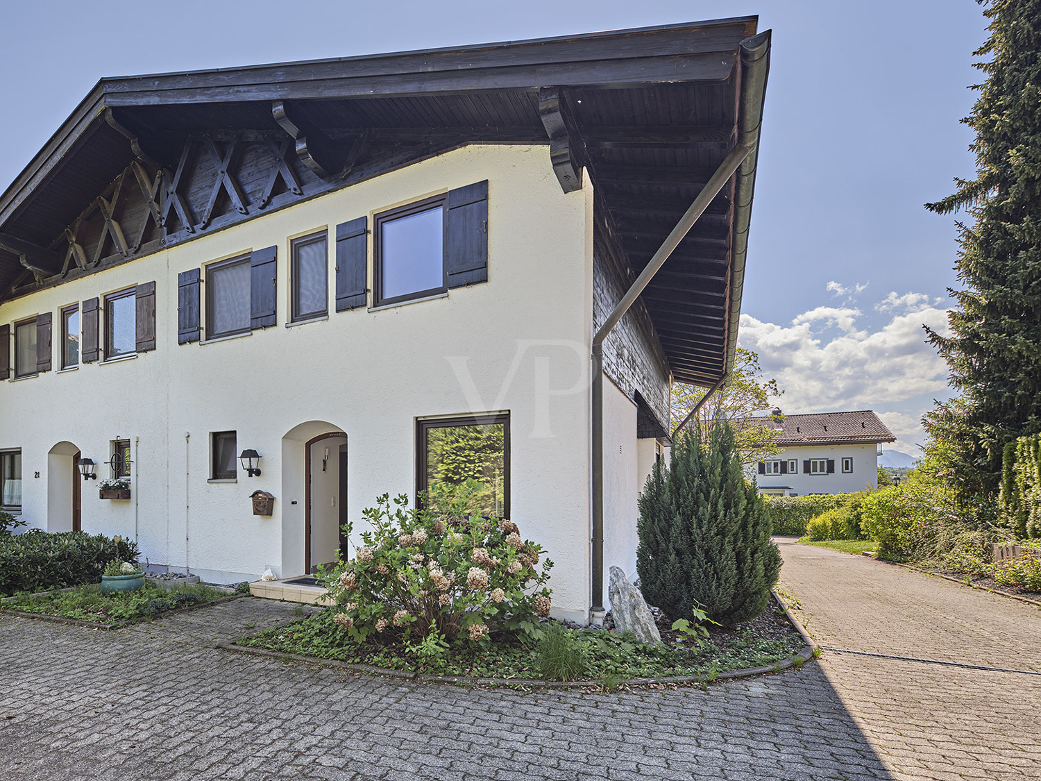 Reiheneckhaus in ruhiger Lage, mit schönem Bergblick