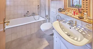 von_poll_real_estate_property_25195053_image_6