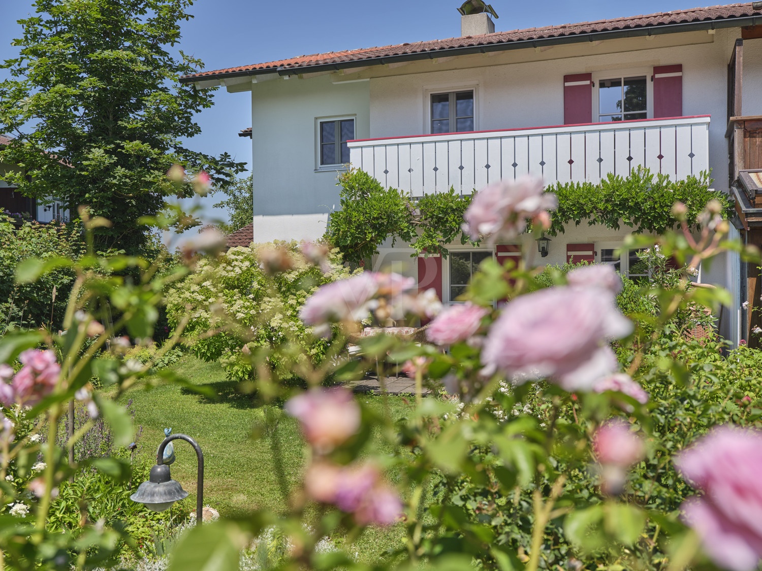 Haus- und Gartenansicht