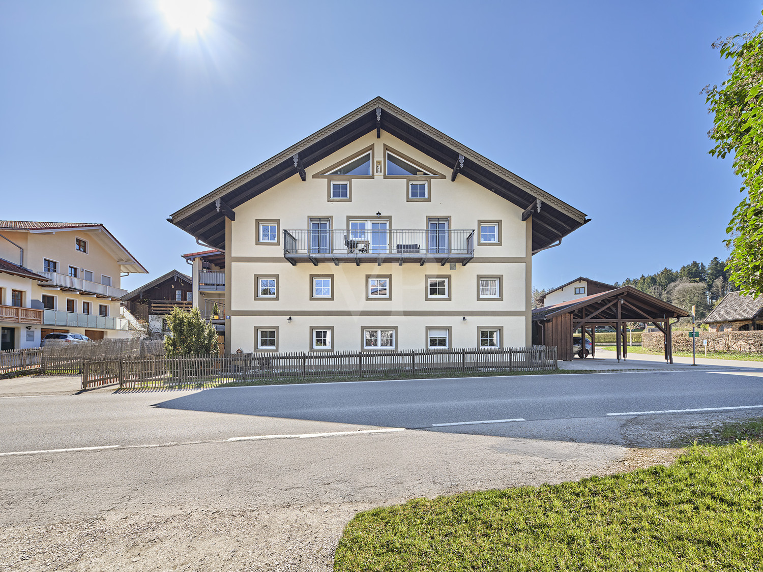 250404_Kral_Immo_Ludwigstr25_OG1_Ext_GFS6546 Kopie