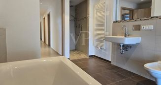 von_poll_real_estate_property_25195020_image_9