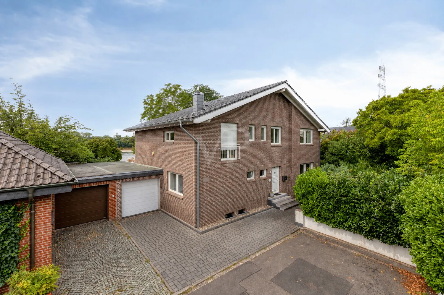 Straßenansicht