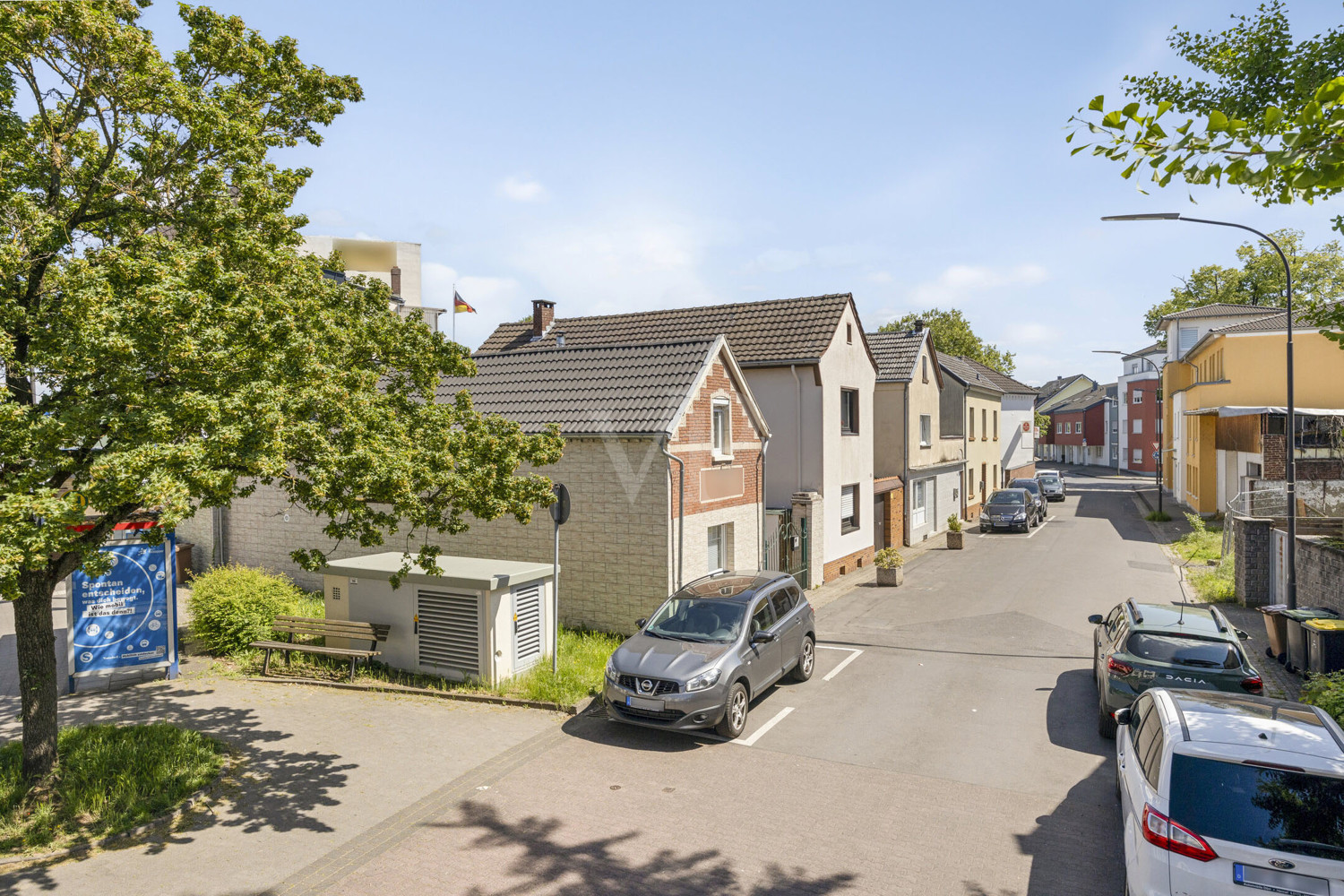 Straßenansicht
