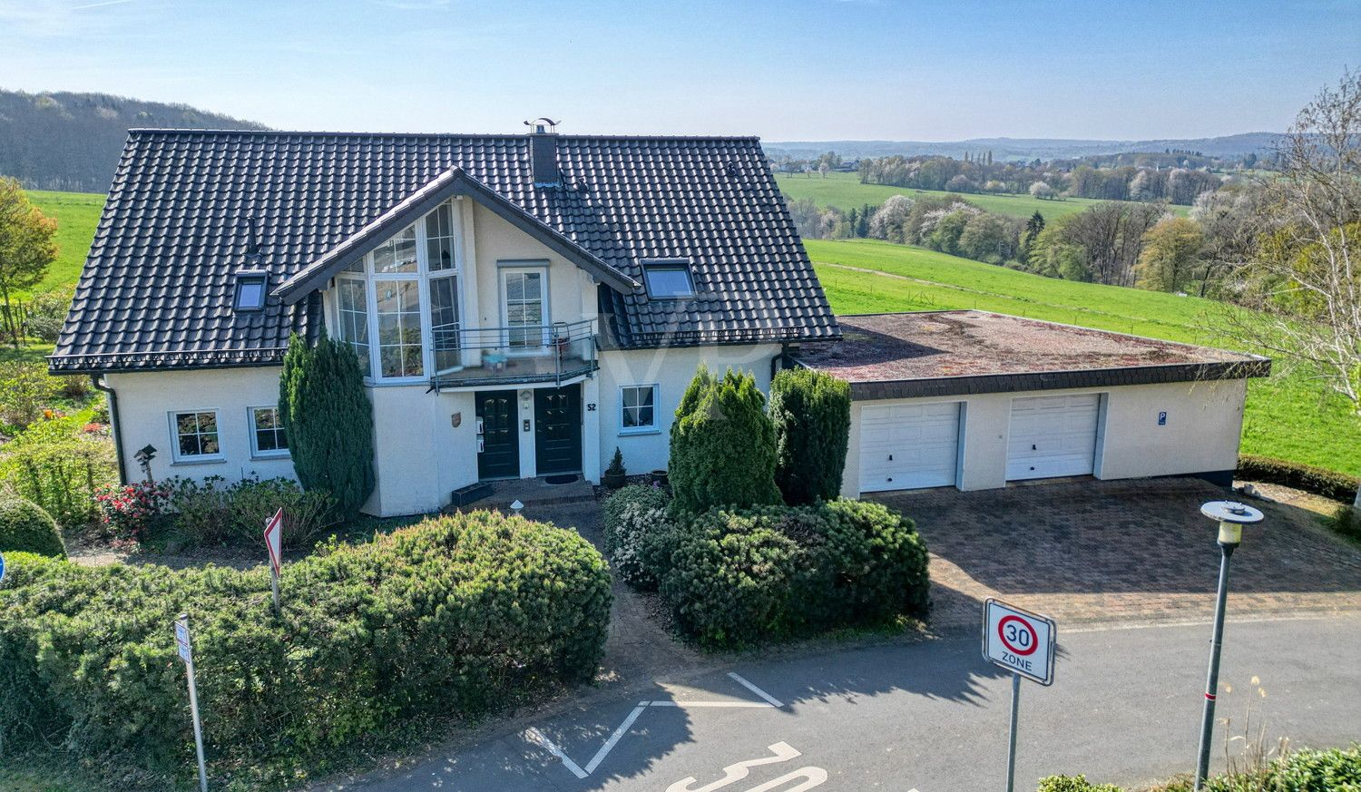 Straßenansicht