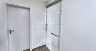 von_poll_real_estate_property_25377013_image_2