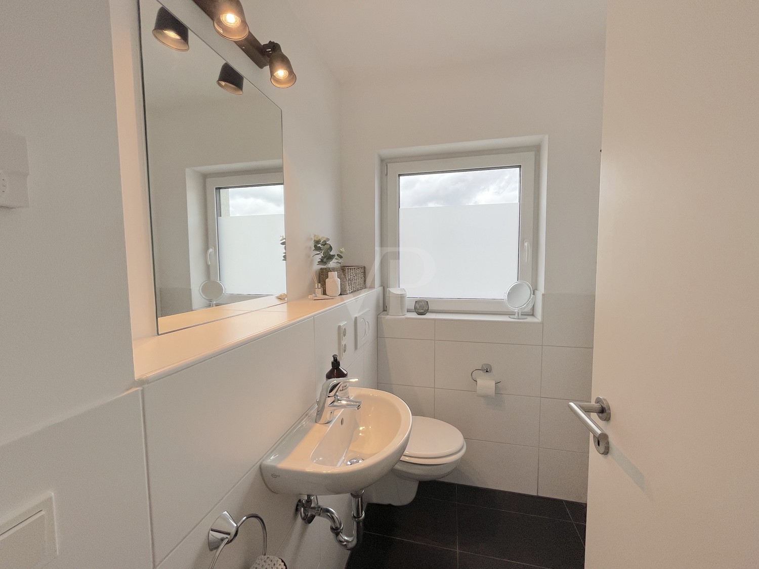Gäste WC (Musterwohnung)