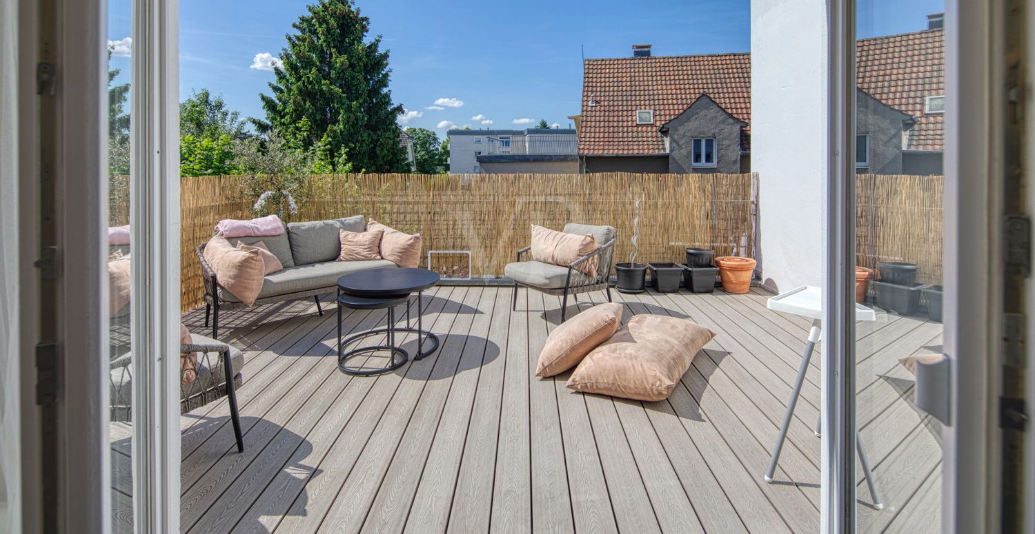 Zugang zur Dachterrasse im Obergeschoss