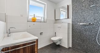 von_poll_real_estate_property_25377018_image_7