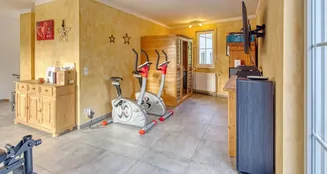 von_poll_real_estate_property_25377020_image_11