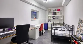 von_poll_real_estate_property_25377020_image_14