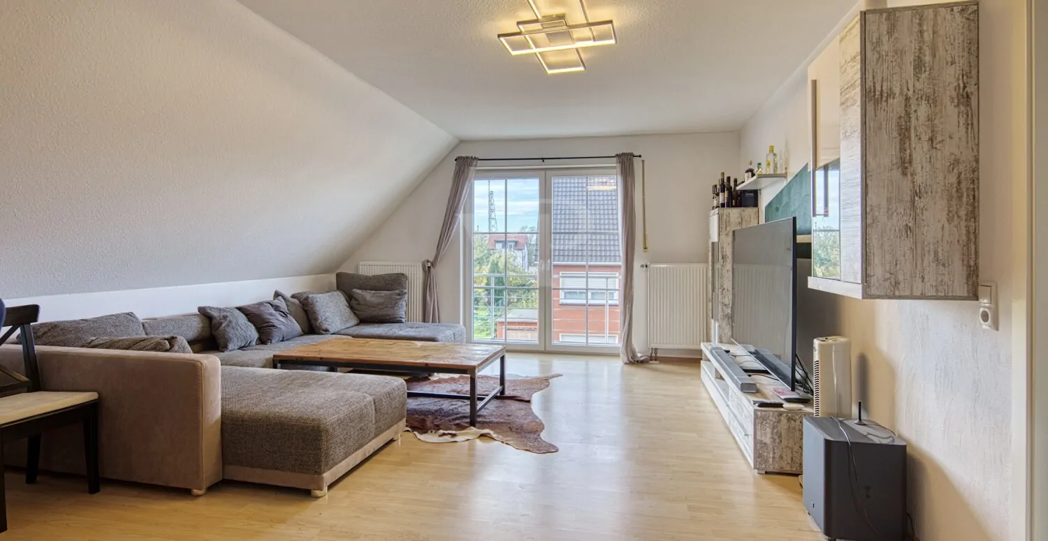 Wohnzimmer der Einliegerwohnung im Dachgeschoss