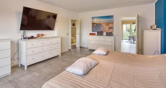 von_poll_real_estate_property_25377020_image_8