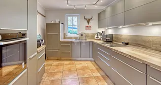 von_poll_real_estate_property_25377020_image_5