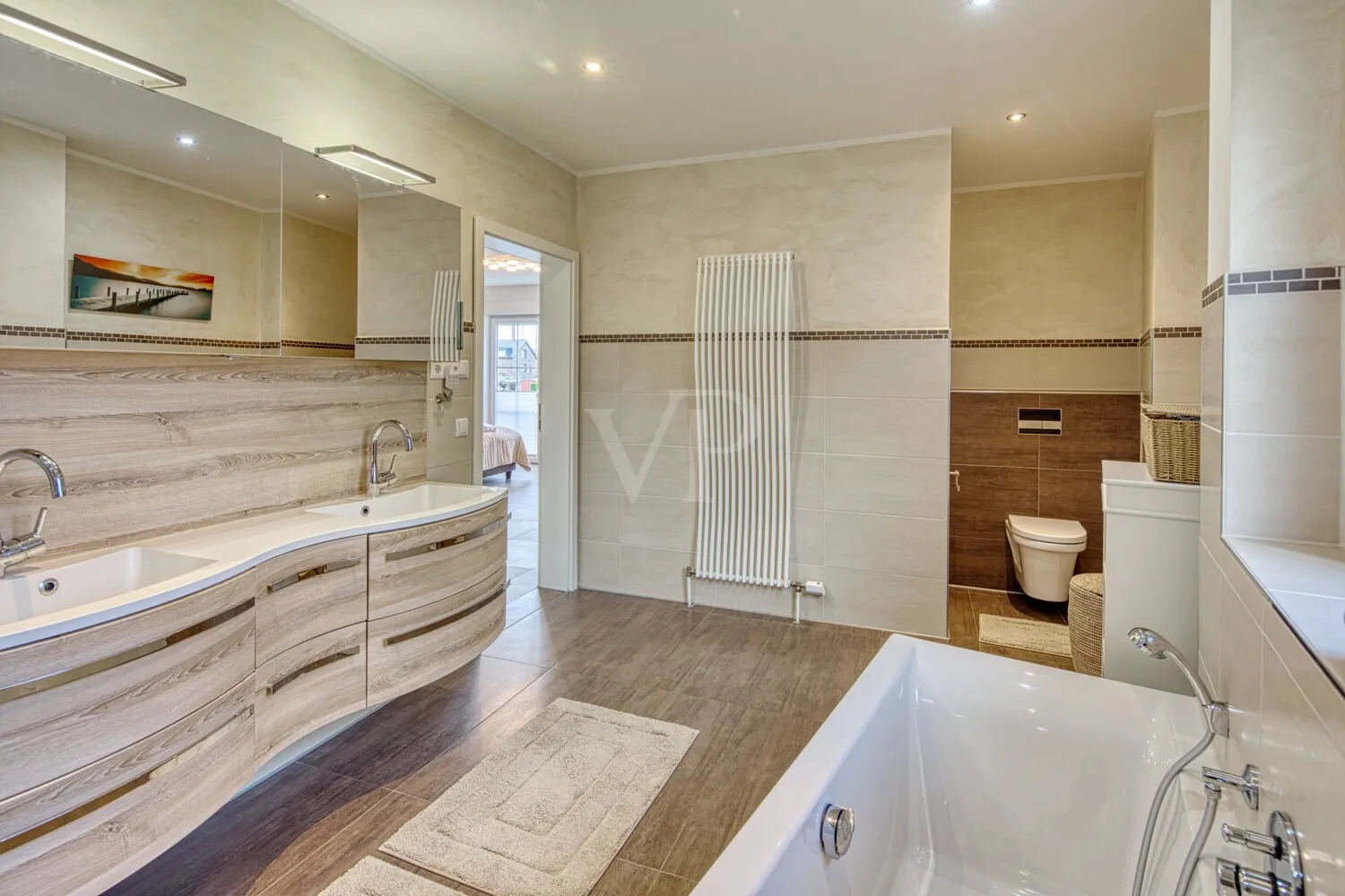 Badezimmer en suite im Obergeschoss