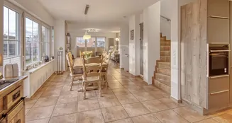 von_poll_real_estate_property_25377020_image_2