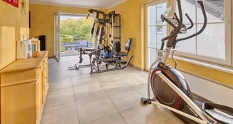 von_poll_real_estate_property_25377020_image_11