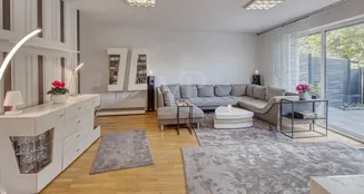 von_poll_real_estate_property_25377023_image_1