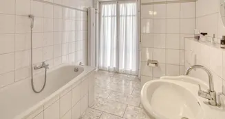 von_poll_real_estate_property_25377024_image_9