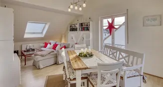 von_poll_real_estate_property_25377024_image_1