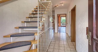 von_poll_real_estate_property_25377026_image_8