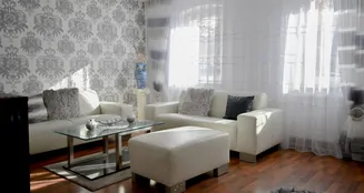 von_poll_real_estate_property_24369032_image_1