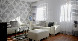 von_poll_real_estate_property_24369032_image_1