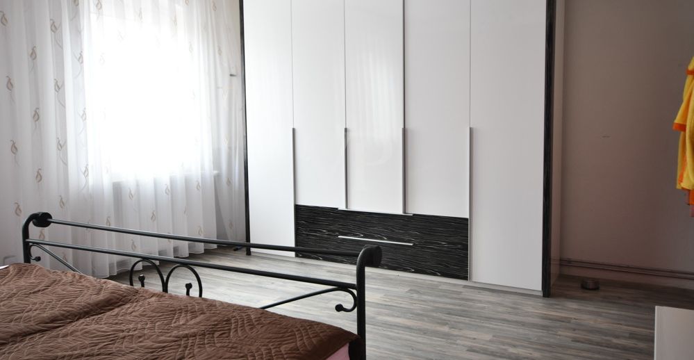 2. Schlafzimmer