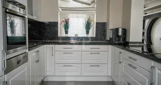 von_poll_real_estate_property_24369032_image_7