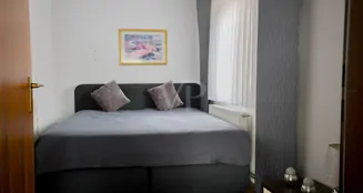 von_poll_real_estate_property_24369032_image_5