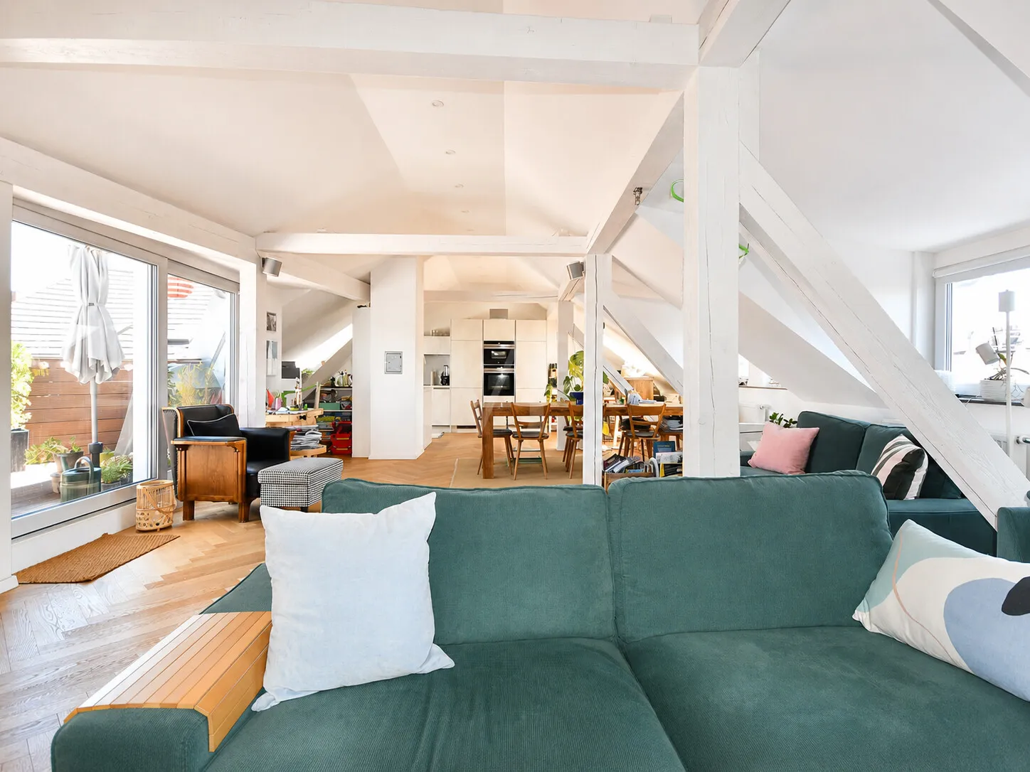 Blick in den großen Wohnraum