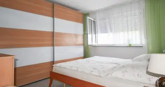 von_poll_real_estate_property_25369019_image_9