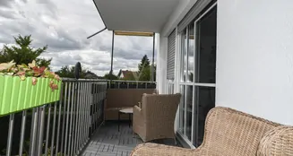 von_poll_real_estate_property_25369019_image_7