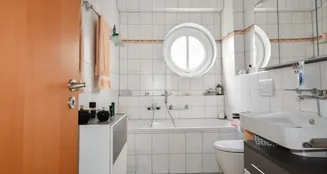 von_poll_real_estate_property_25369019_image_12