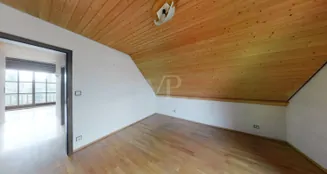 von_poll_real_estate_property_25369046_image_13