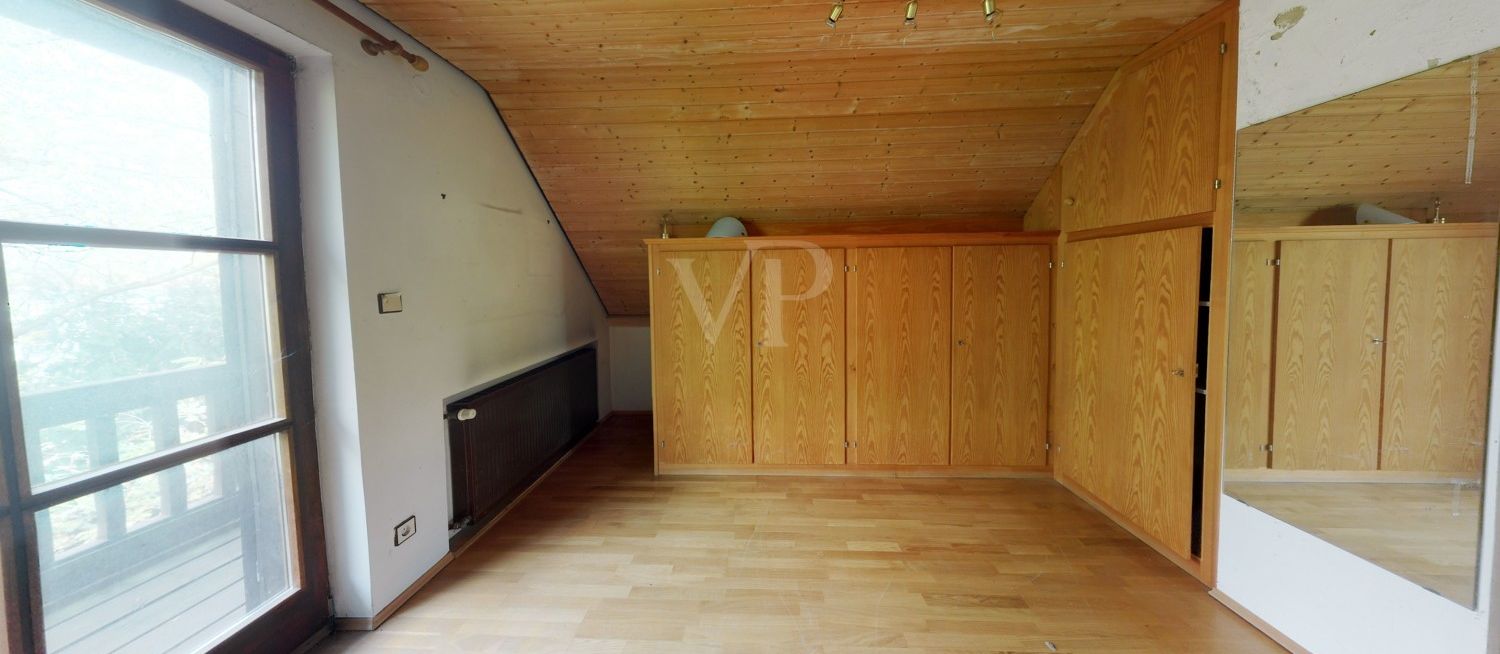Schlafzimmer DG
