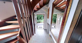 von_poll_real_estate_property_25369046_image_2