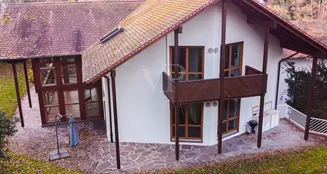 von_poll_real_estate_property_25369054_image_1