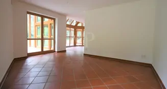 von_poll_real_estate_property_25369054_image_9