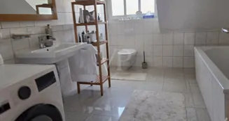 von_poll_real_estate_property_25369020_image_8