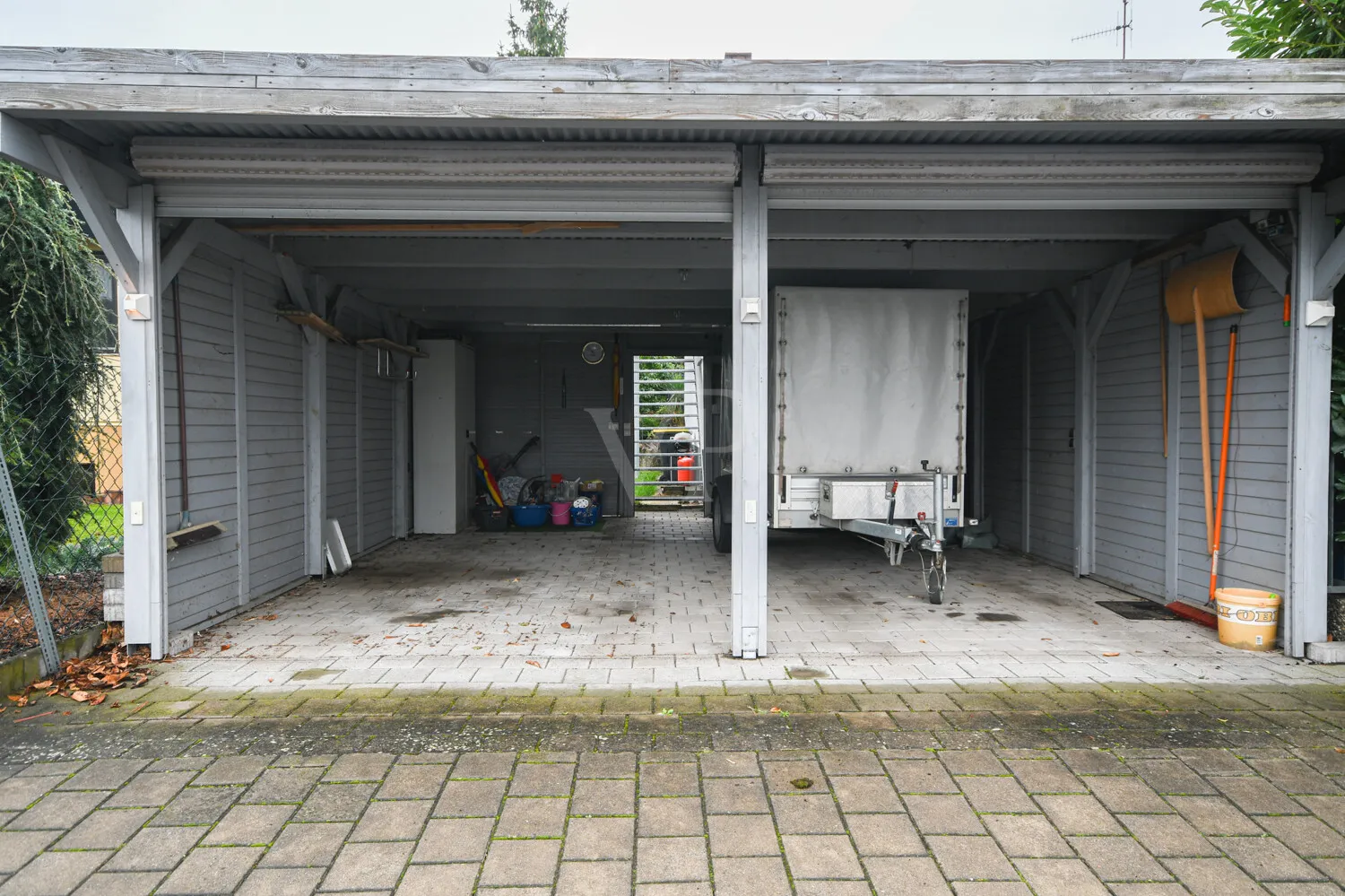 2 Carport-Stellplätze