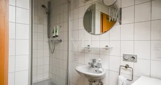 von_poll_real_estate_property_25369040_image_15