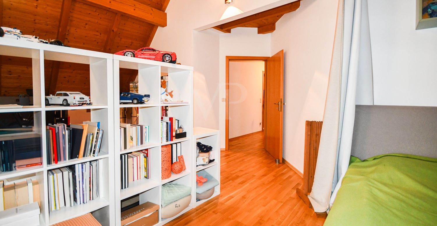 Schlafzimmer 2