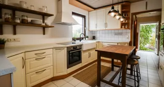 von_poll_real_estate_property_25369043_image_5