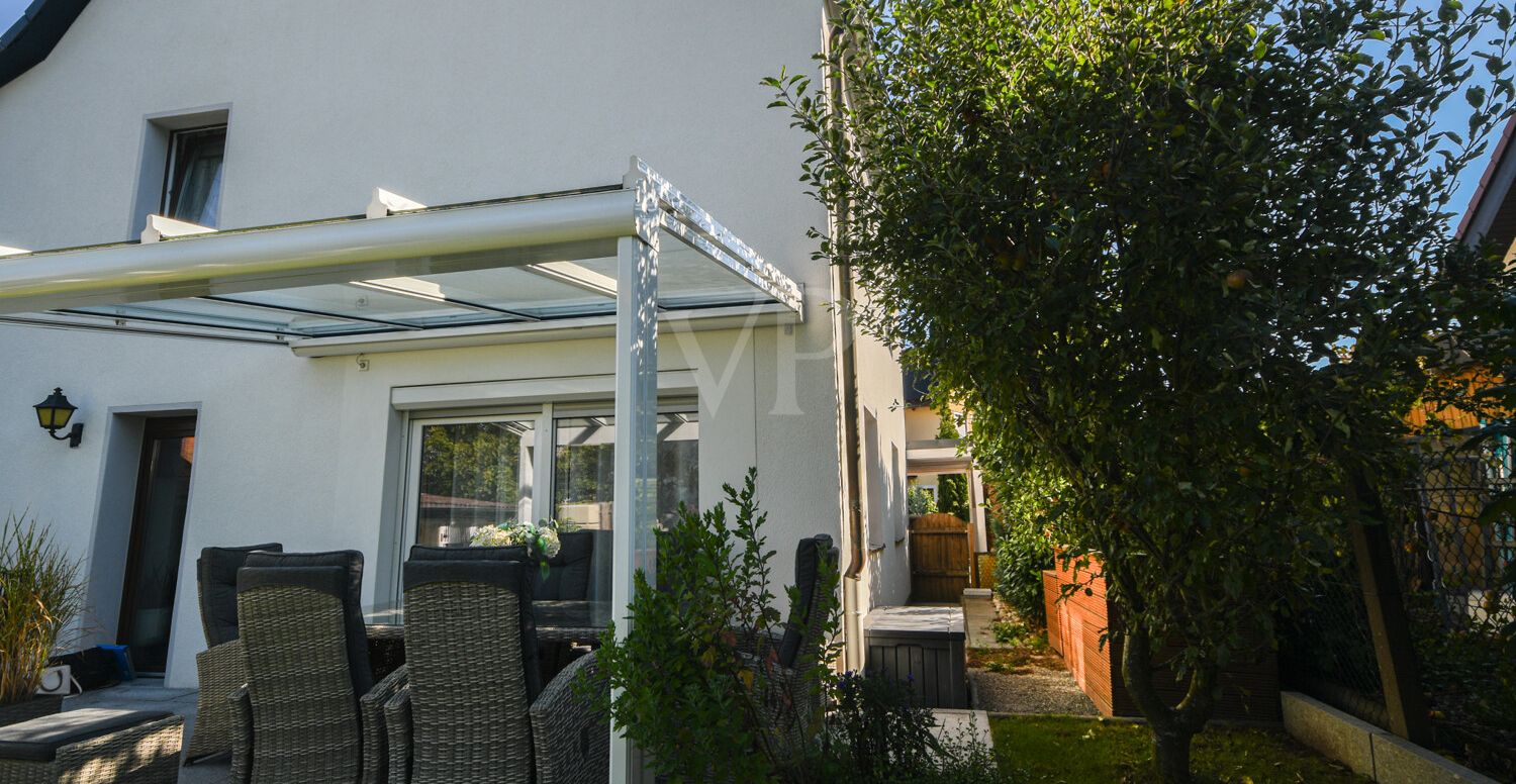 Überdachte Terrasse