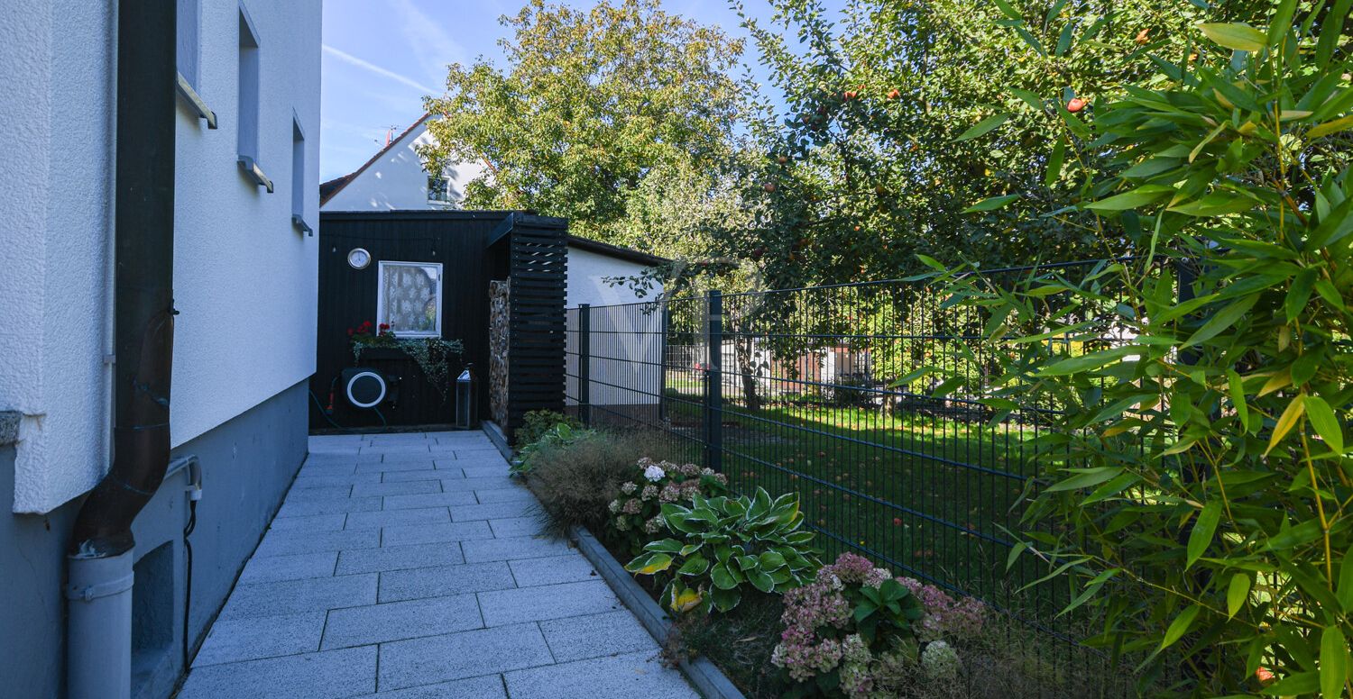 Gang zum Garten
