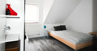 von_poll_real_estate_property_25369068_image_14